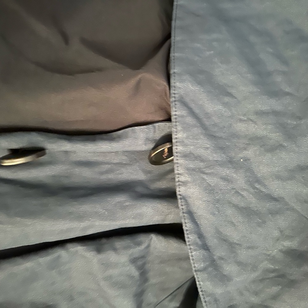 Designed trench coat - Picture 7 of 16